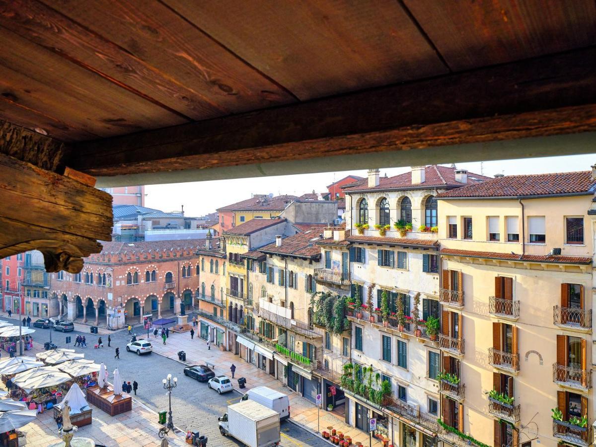 Apartmentsarena - Residenza Degli Scaligeri - Piazza Erbe Verona Esterno foto