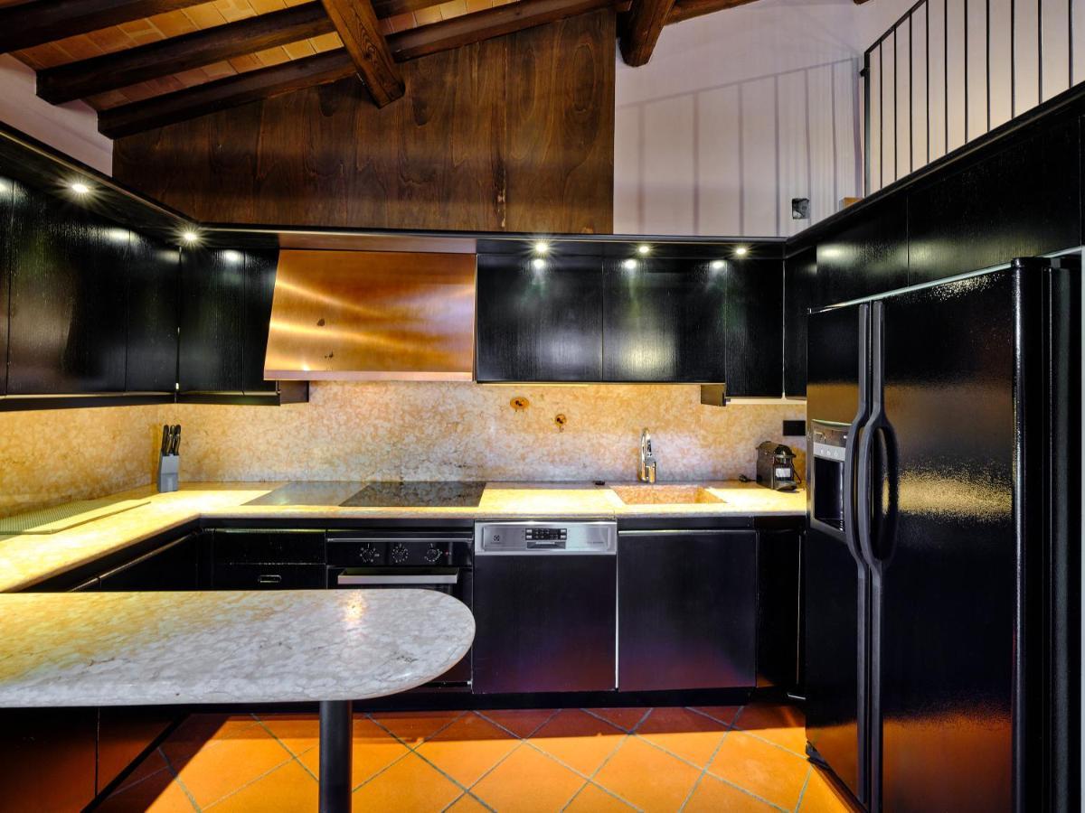 Apartmentsarena - Residenza Degli Scaligeri - Piazza Erbe Verona Esterno foto