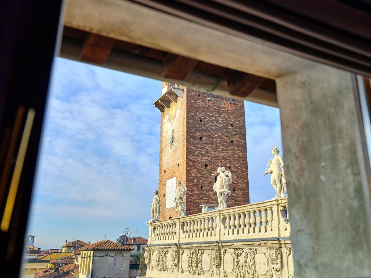 Apartmentsarena - Residenza Degli Scaligeri - Piazza Erbe Verona Esterno foto