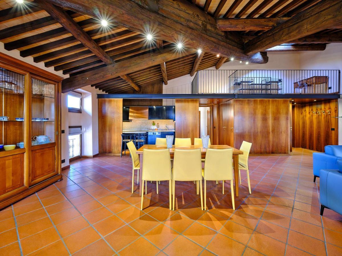 Apartmentsarena - Residenza Degli Scaligeri - Piazza Erbe Verona Esterno foto