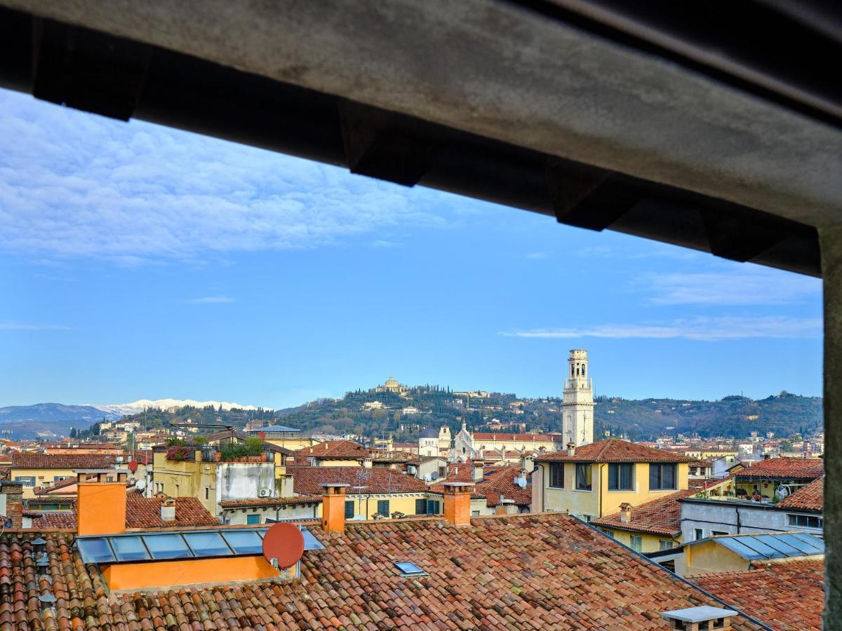 Apartmentsarena - Residenza Degli Scaligeri - Piazza Erbe Verona Esterno foto