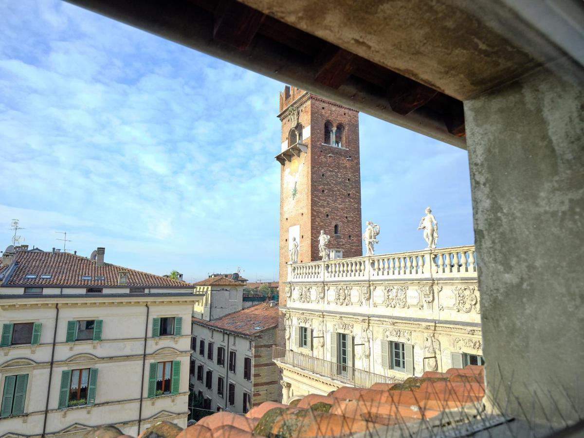 Apartmentsarena - Residenza Degli Scaligeri - Piazza Erbe Verona Esterno foto
