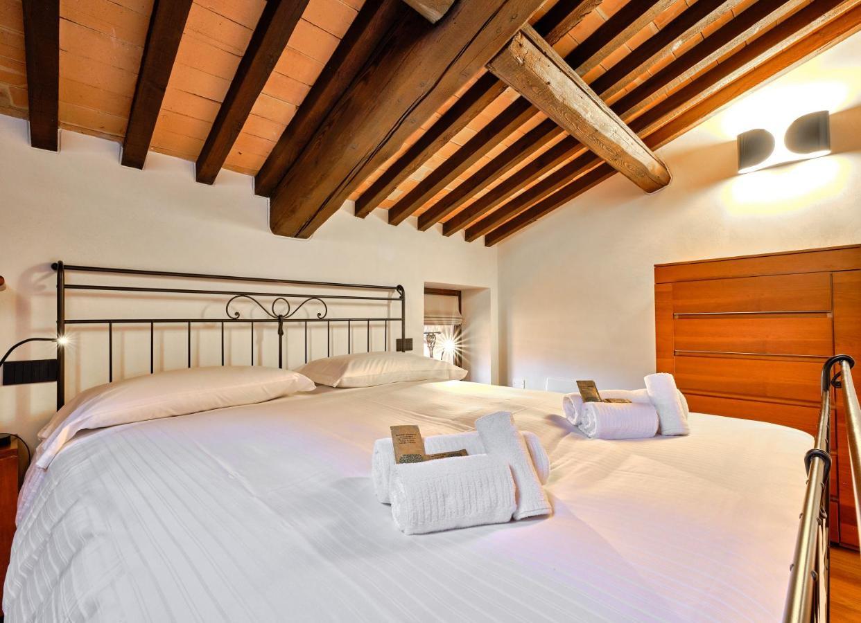 Apartmentsarena - Residenza Degli Scaligeri - Piazza Erbe Verona Esterno foto