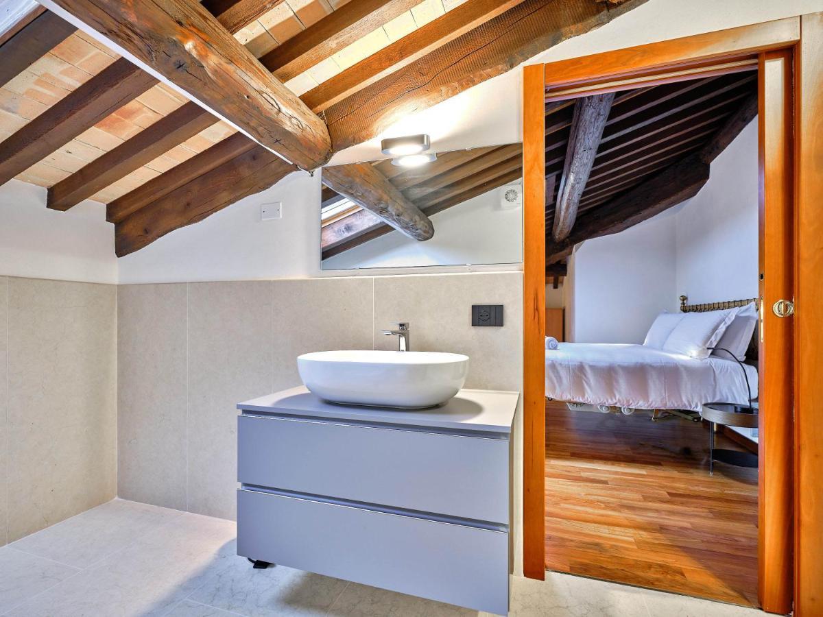 Apartmentsarena - Residenza Degli Scaligeri - Piazza Erbe Verona Esterno foto